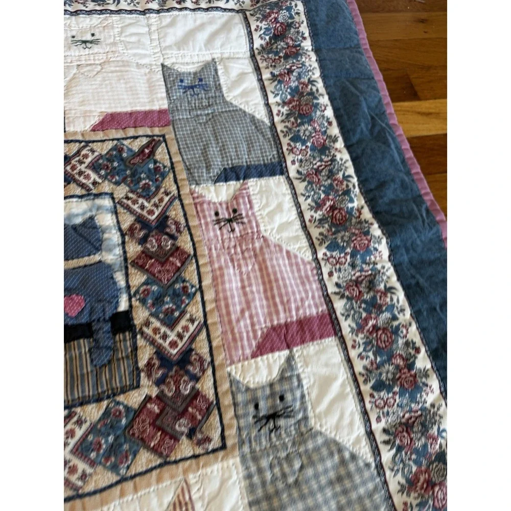 Vintage Handmade Patchwork Cat Quilt Wall Hanging Folk Art Country Cottage Decor